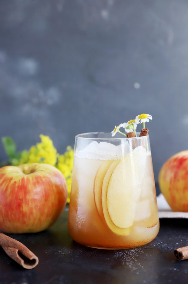 Apple Bourbon Smash Cake N Knife