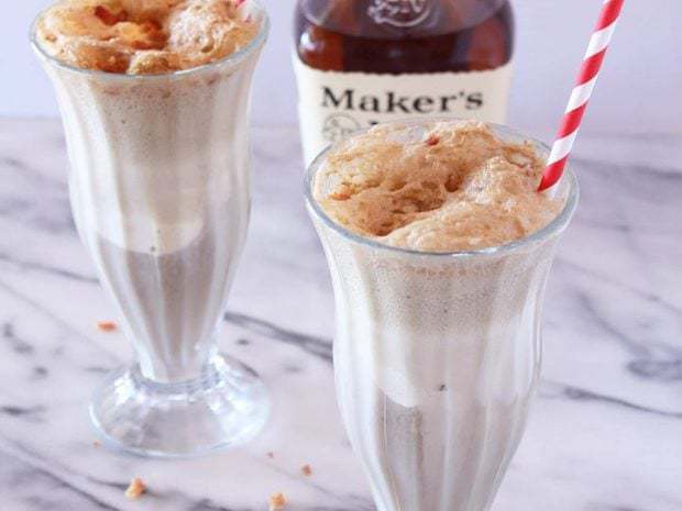 Bourbon Root Beer Ice Cream Floats - The Kitchen Magpie