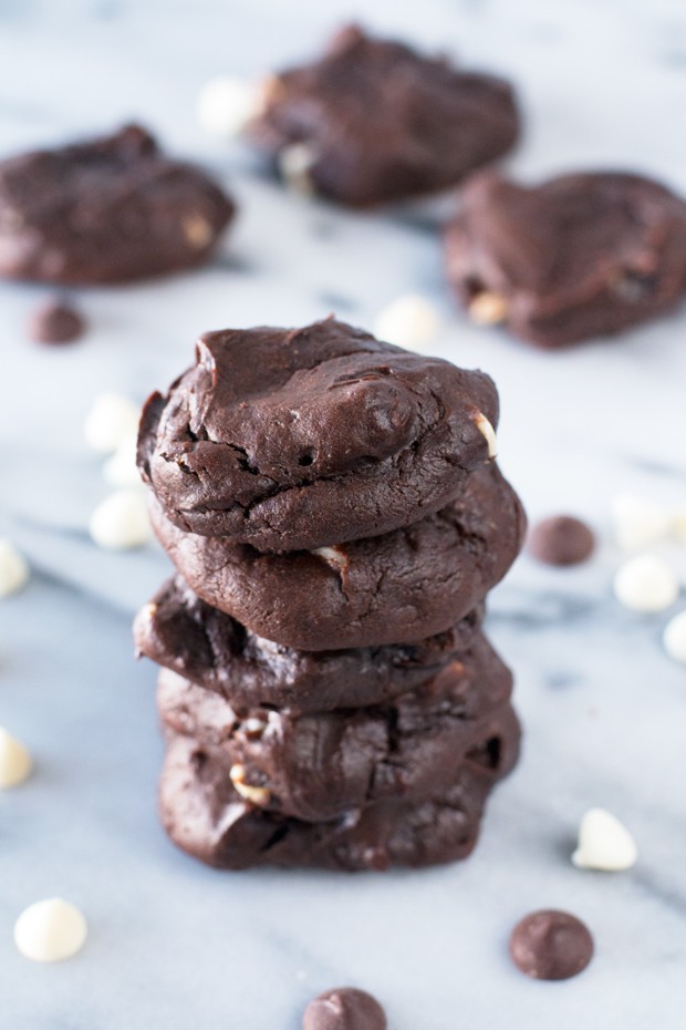 Triple Chocolate Avocado Cookies 