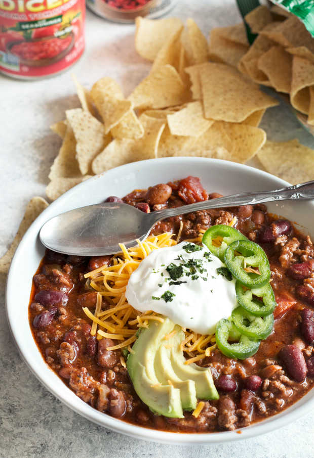 Slow Cooker Spicy Taco Chili | Cake 'n Knife