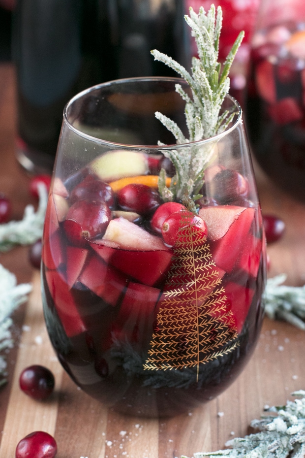 Red Christmas Single Serve Sangria | Cake 'n Knife