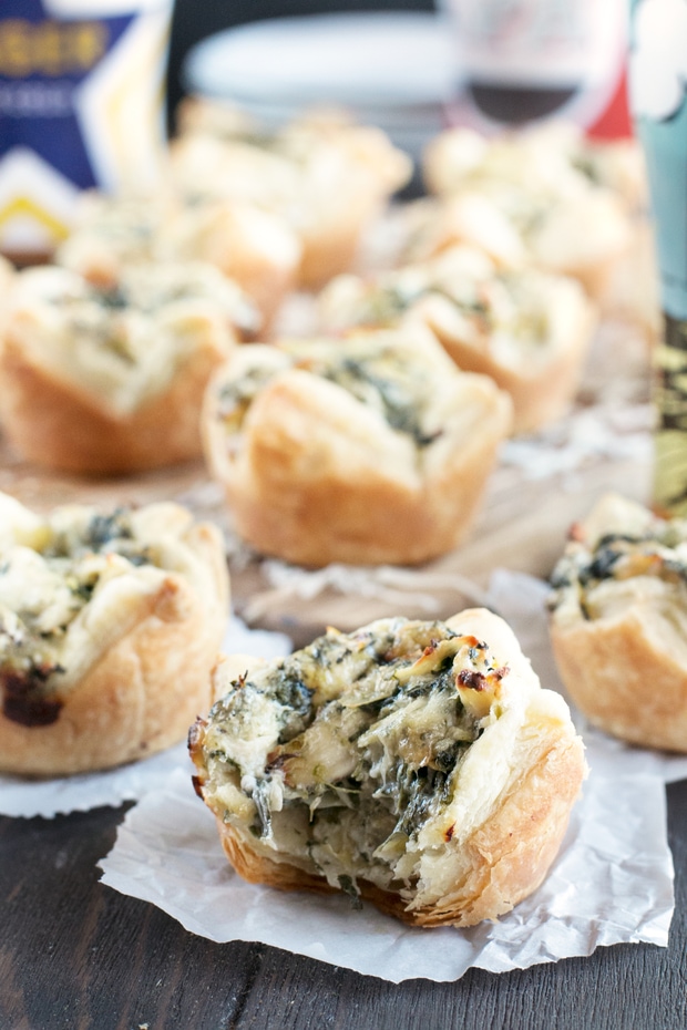 Chicken Spinach Artichoke Dip Puffs | Cake 'n Knife