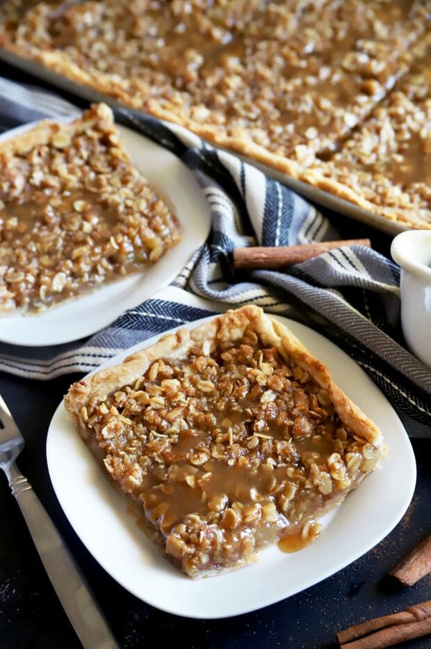 Slab Caramel Apple Pie with Salted Caramel Sauce | Cake 'n Knife