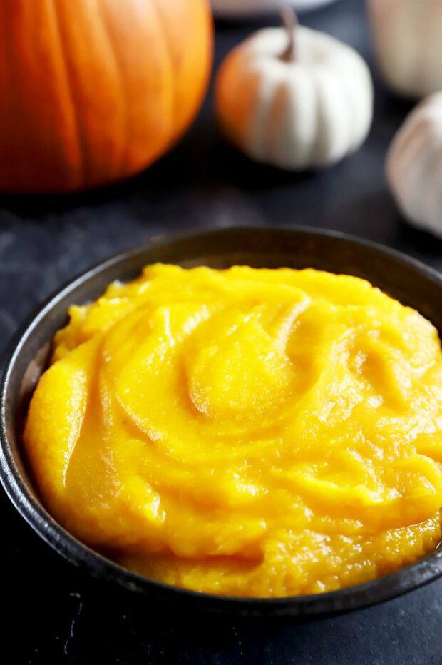 How To Make Pumpkin Puree Guide | Cake 'n Knife