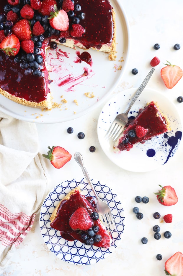 Summery Triple Berry Cheesecake Recipe | Cake 'n Knife