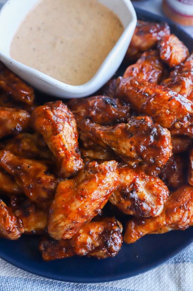Honey BBQ Grilled Chicken Wings | Cake 'n Knife