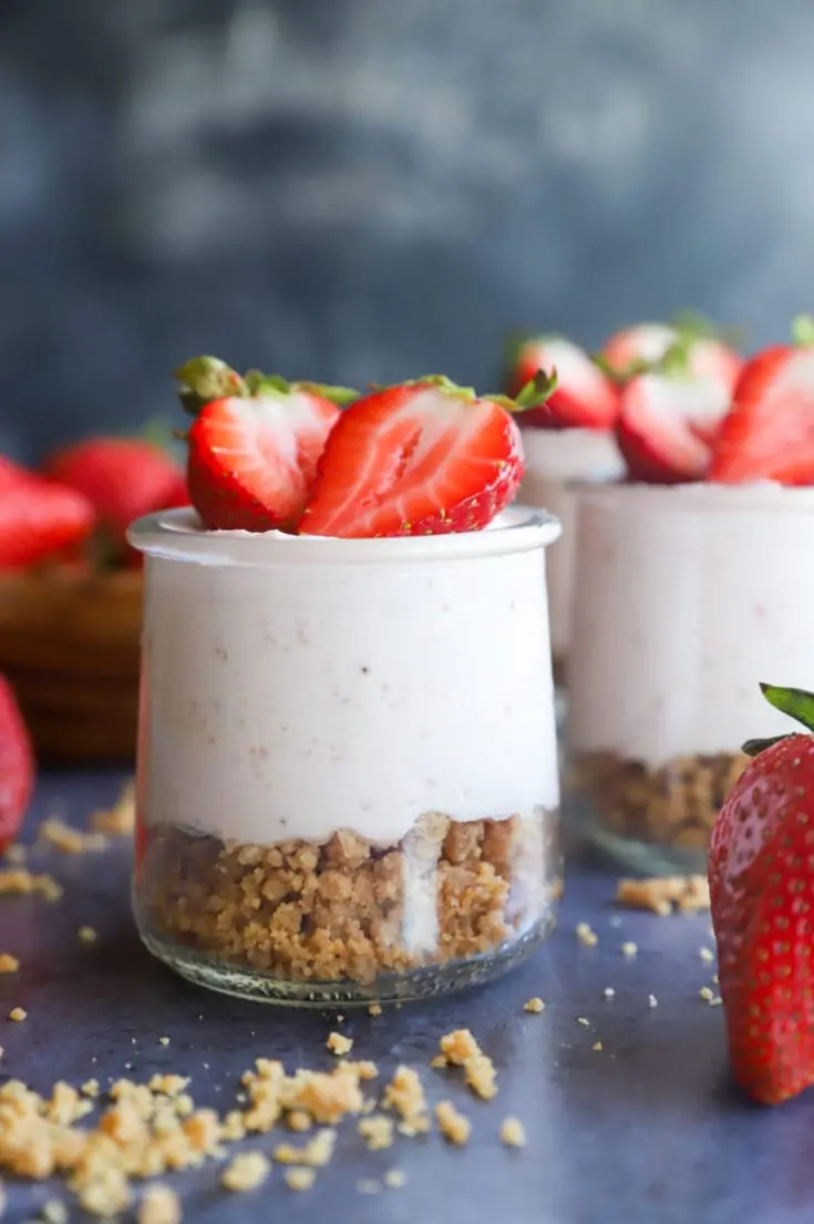 Strawberry Cheesecake Mousse | Cake 'n Knife