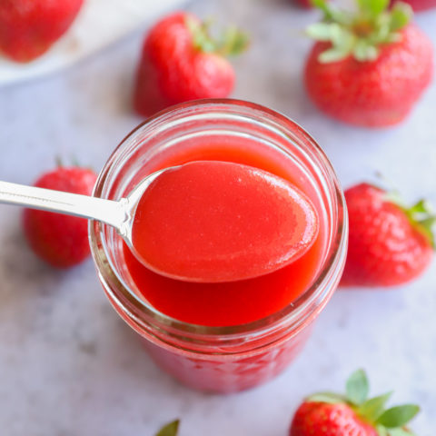 Strawberry Coulis | Cake 'n Knife