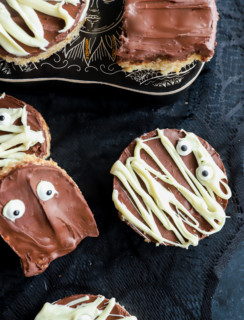 Overhead photo of spooky Halloween treats