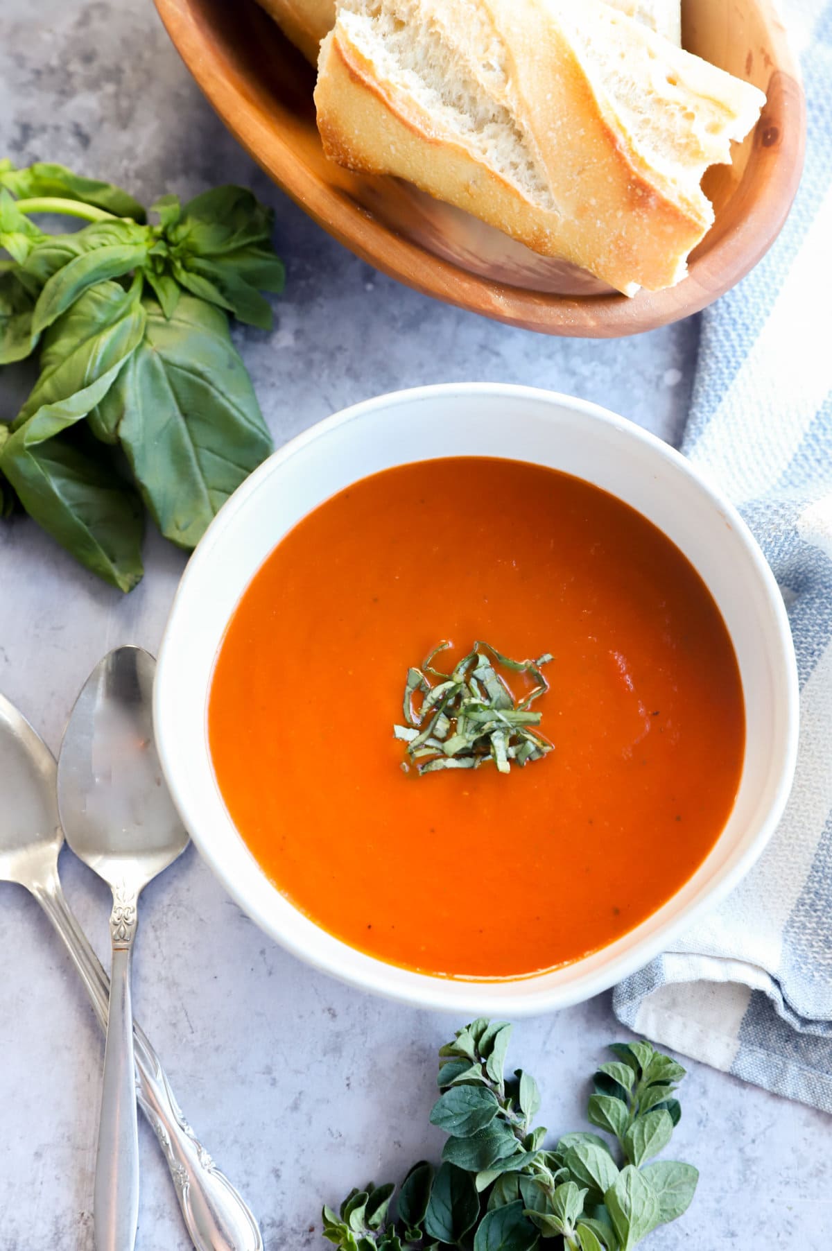 Instant Pot Tomato Soup | Cake 'n Knife