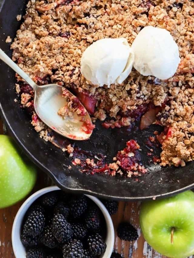 apple blackberry crumble