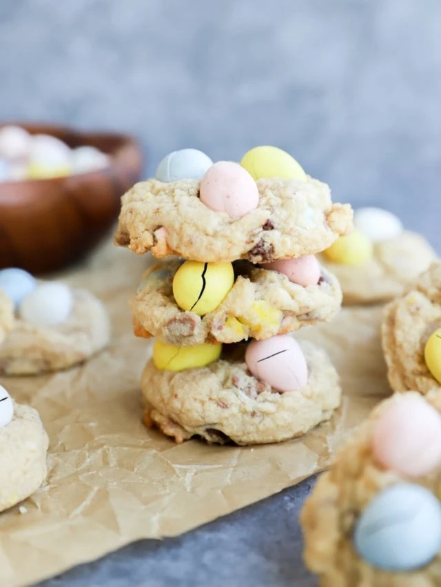 mini eggs cookies