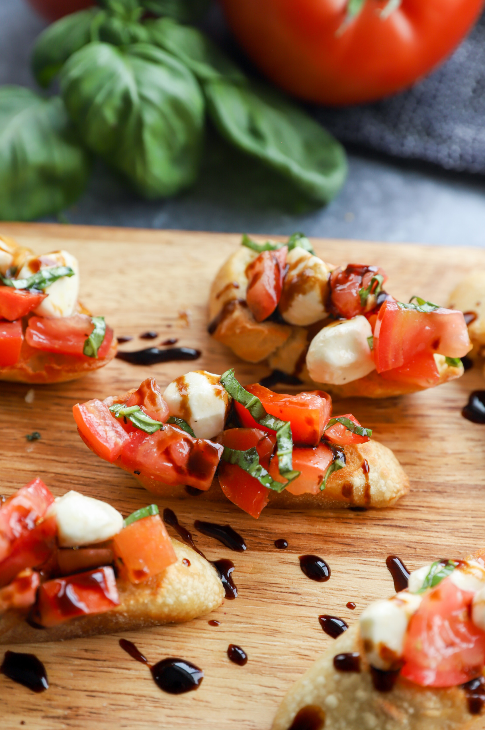 Caprese Bruschetta | Cake 'n Knife