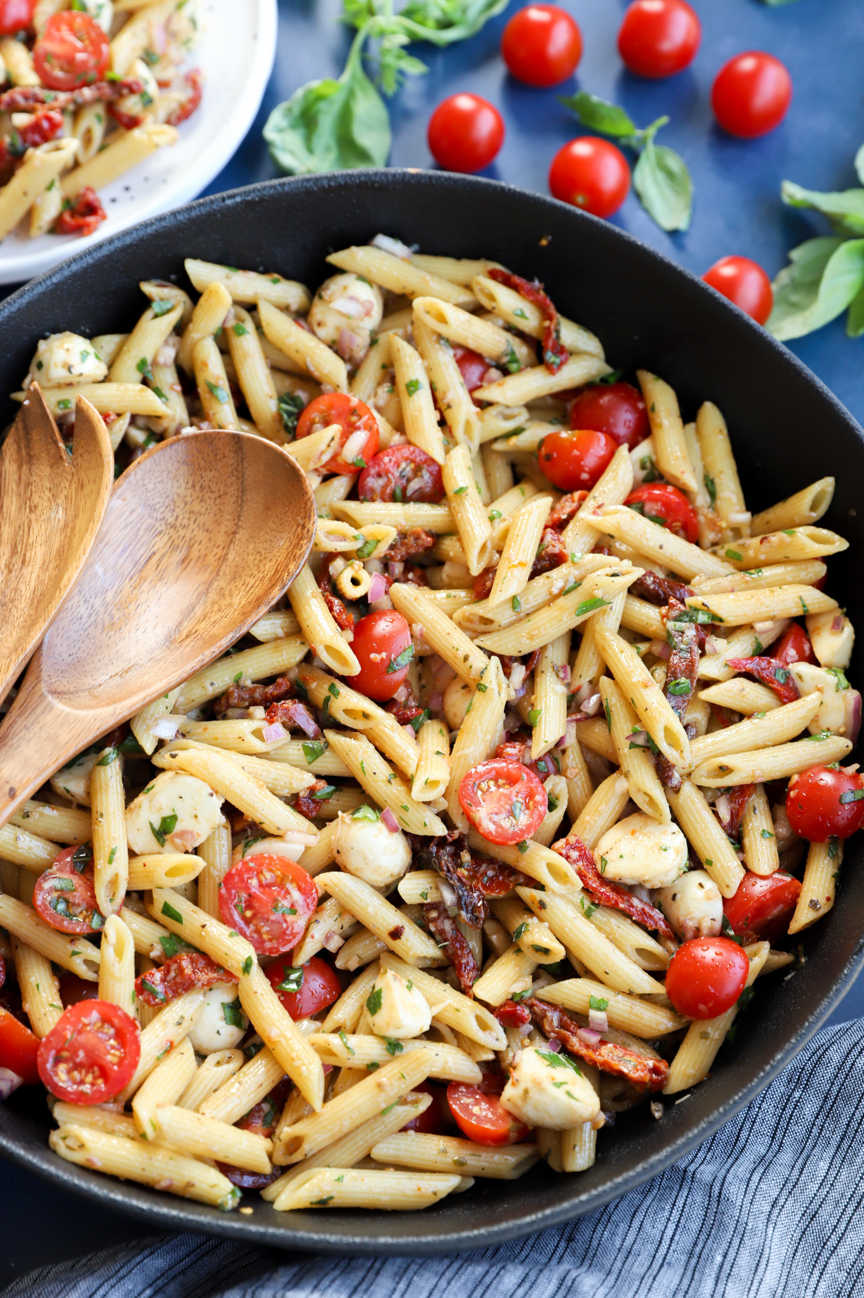 Summery Sun Dried Tomato Pasta Salad | Cake 'n Knife