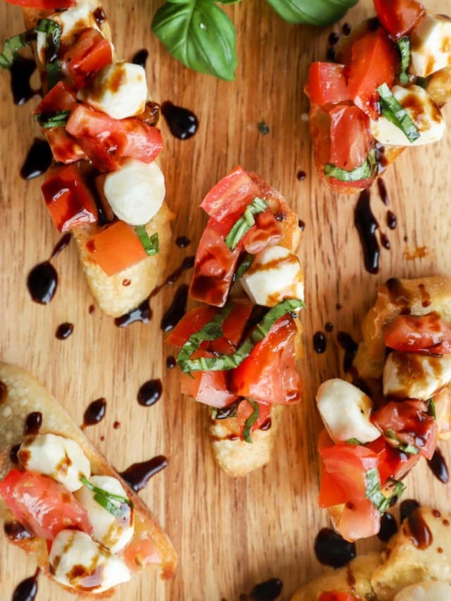 Caprese Bruschetta | Cake 'n Knife