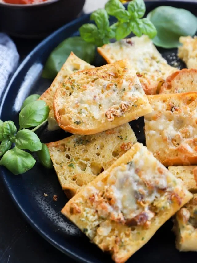 air fryer roasted garlic bread