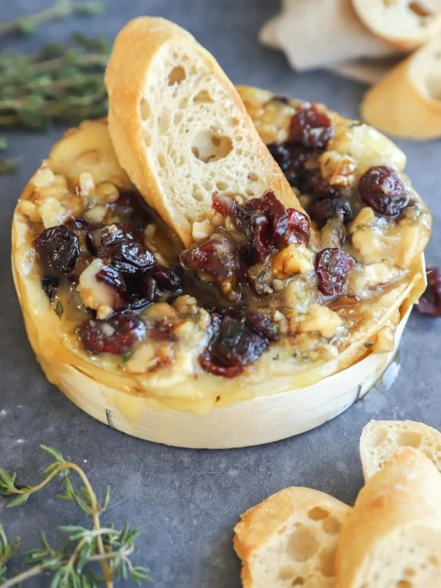 easy baked camembert