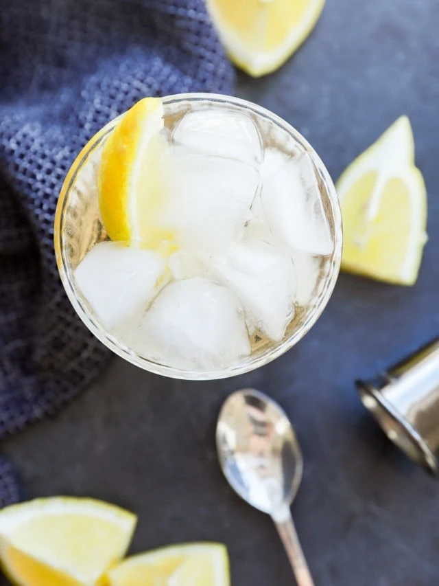 gin and ginger ale cocktail