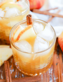 easy autumn fall drink with bourbon and fresh apple cider