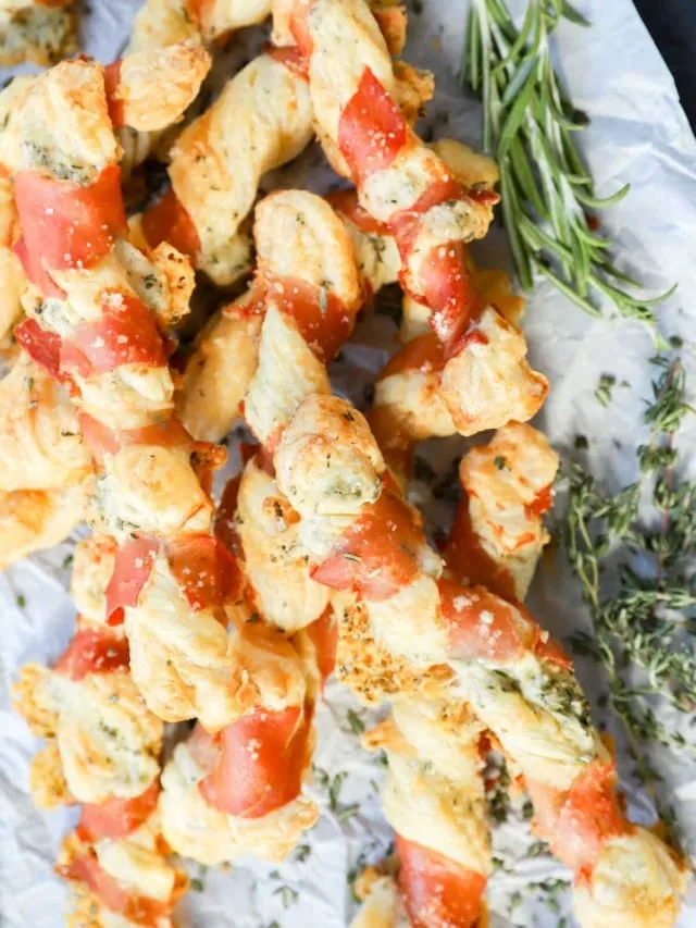 prosciutto cheese twists